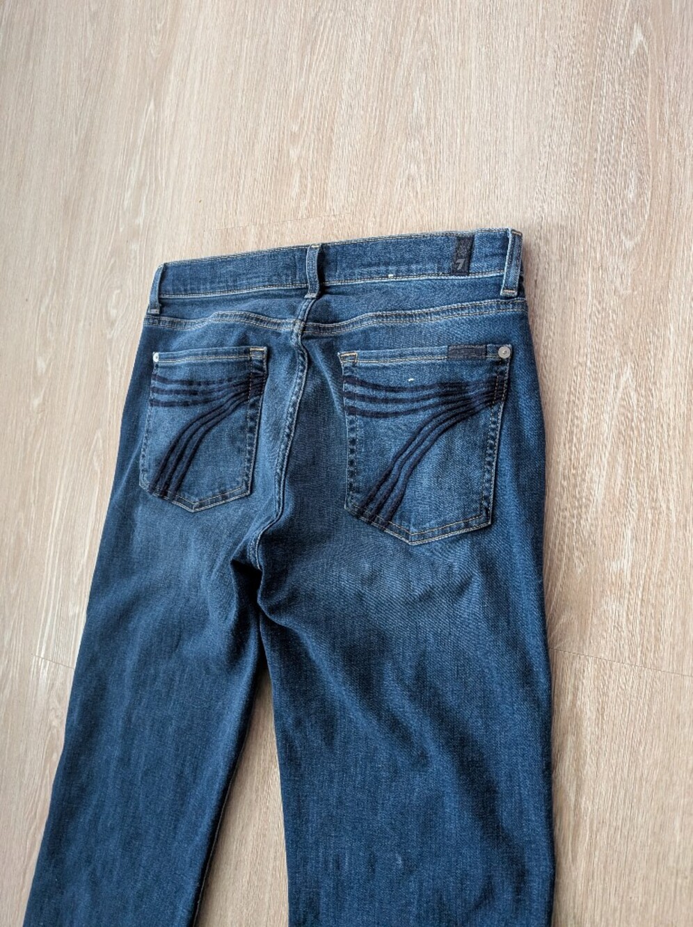 7 For All Mankind Jeans Women's 30 Dojo Flare Stretch - Picture 3 of 13